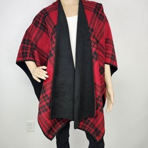 Woolrich Wrap Poncho Blanket Reversible Fleece Red Black Plaid Cottagecore